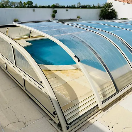Gite Piscine Chauffee & Jacuzzi / Marais Poitevin *