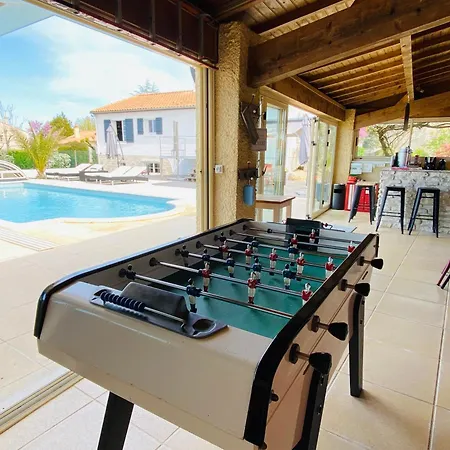 Gite Piscine Chauffee & Jacuzzi / Marais Poitevin Holiday home