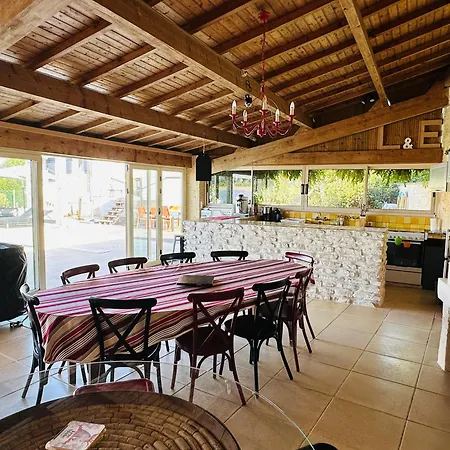 Gite Piscine Chauffee & Jacuzzi / Marais Poitevin * Coulon