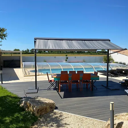 Gite Piscine Chauffee & Jacuzzi / Marais Poitevin * Coulon